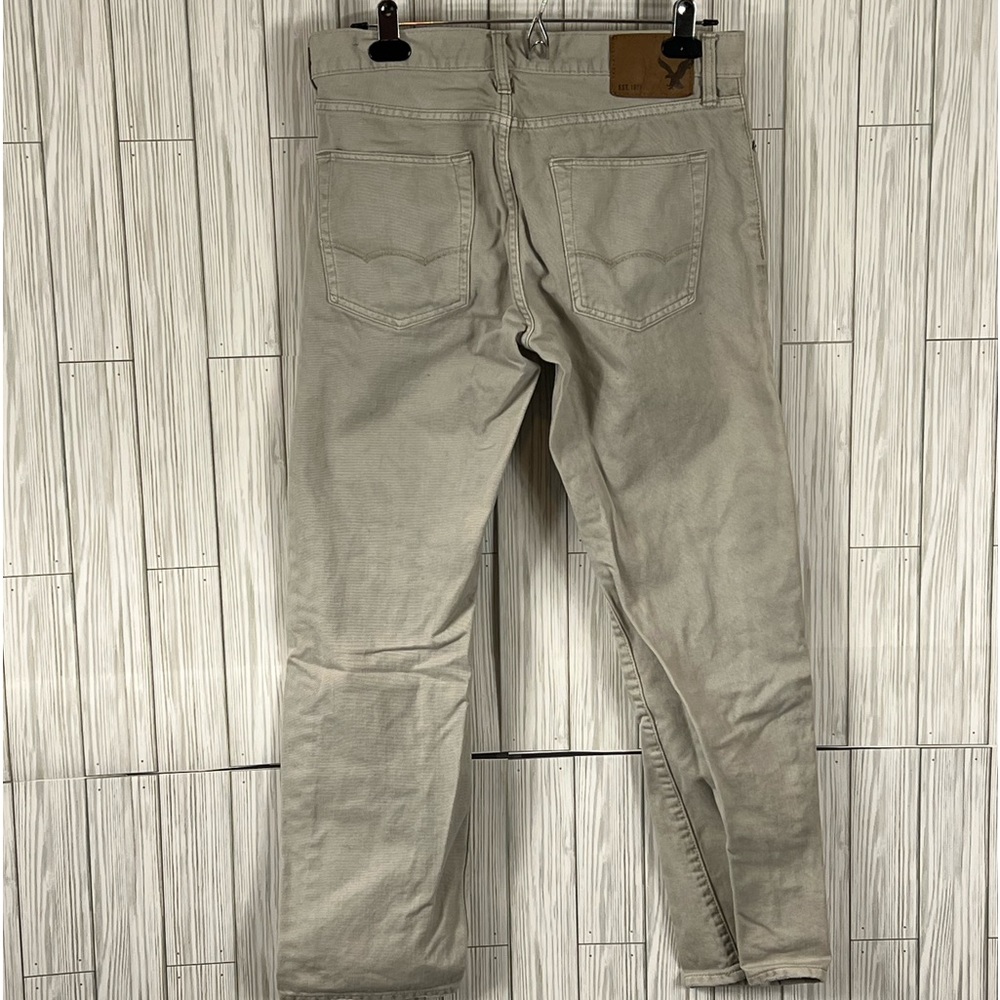 AEO Khaki Denim Jeans - Picture 2 of 5